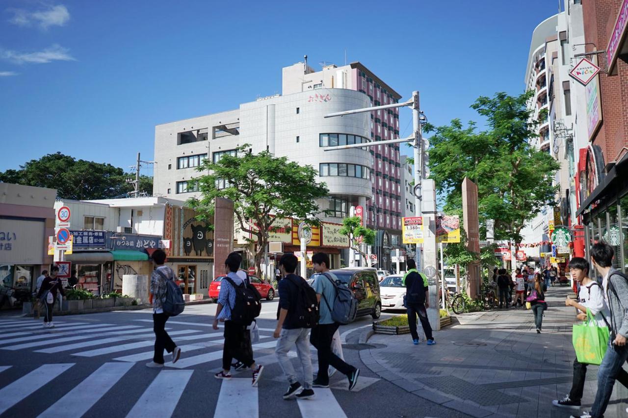 那霸鸡尾酒住宿酒店 4* 那霸